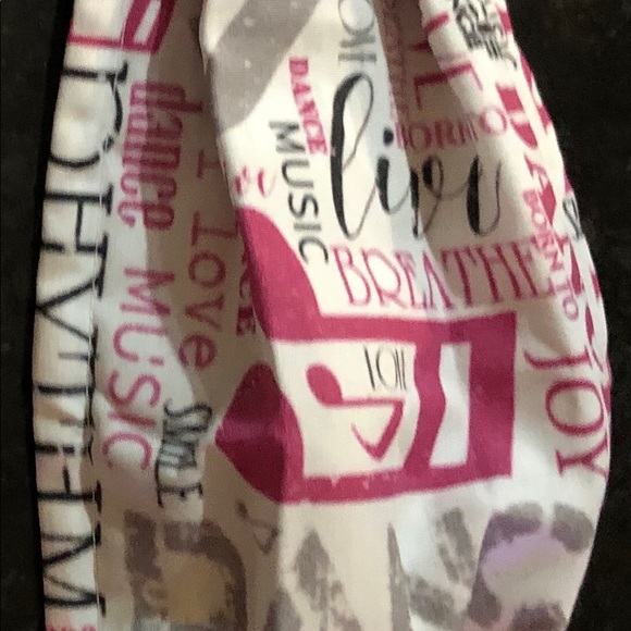 Face mask - Picture 2 of 2